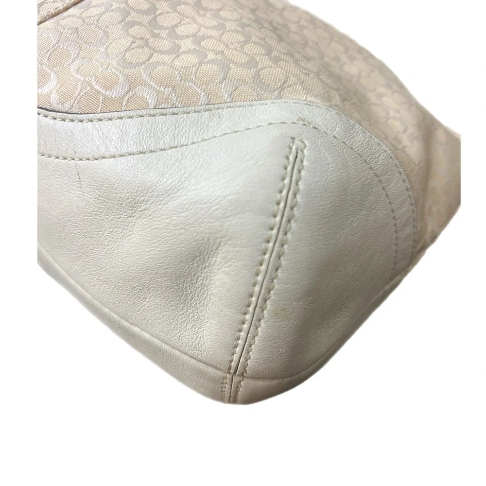 Coach Vintage Soho Sm Signature Logo & Leather 7025